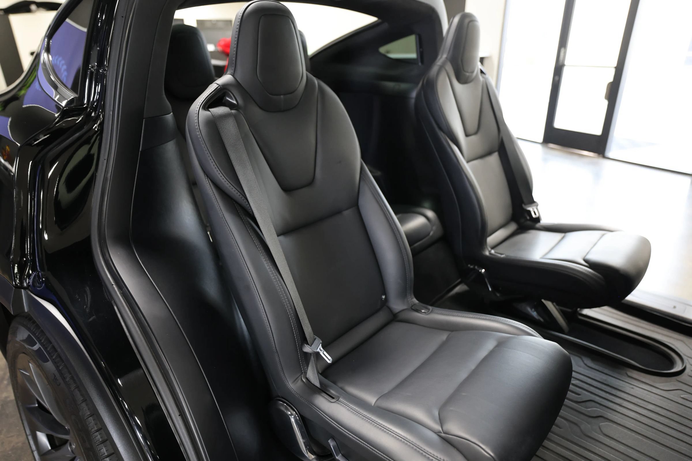 Used 2018 Tesla Model X 100D AWD/4WD image 38