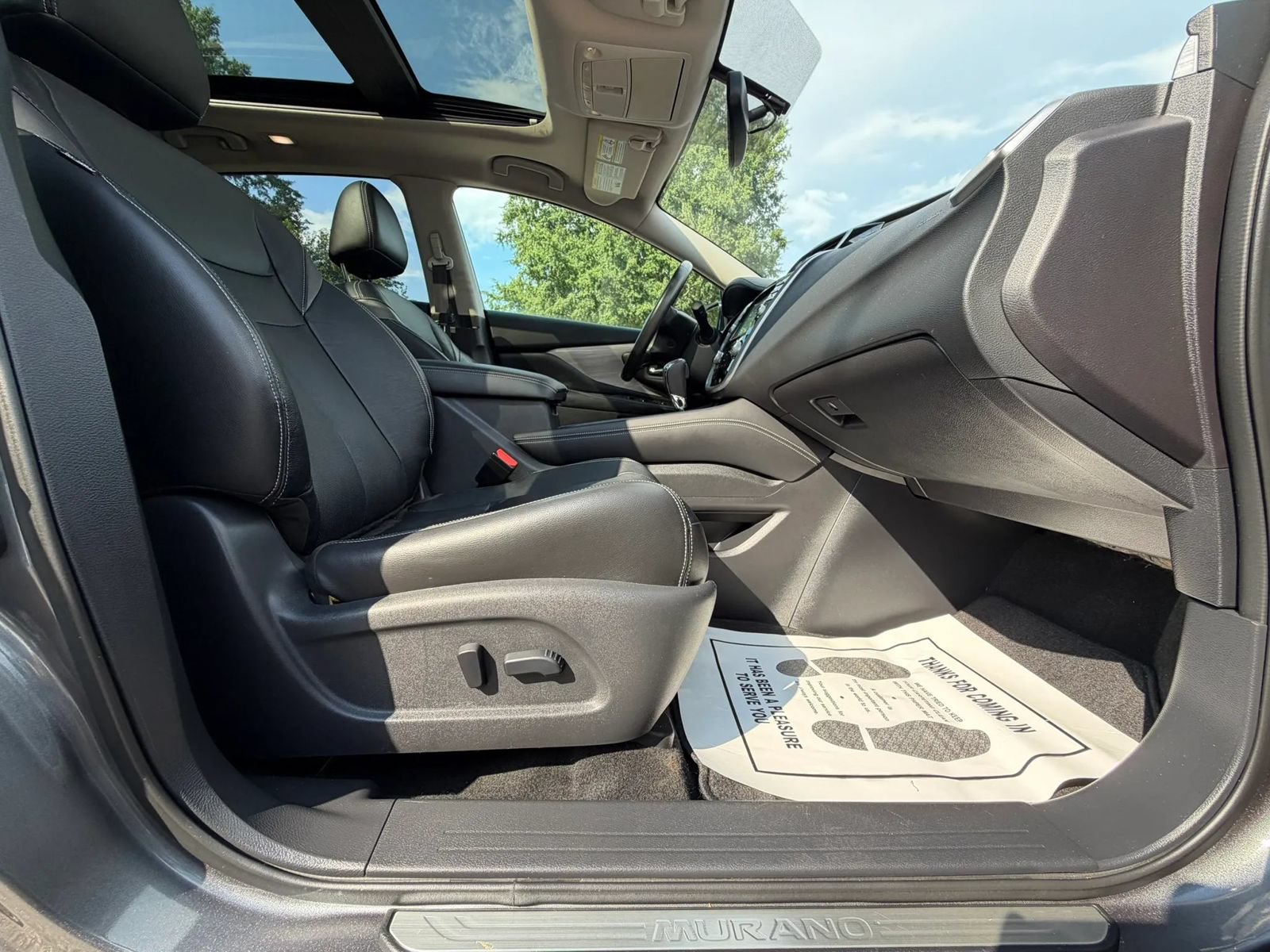 Used 2015 Nissan Murano Platinum w/ Platinum Technology Package AWD/4WD image 36