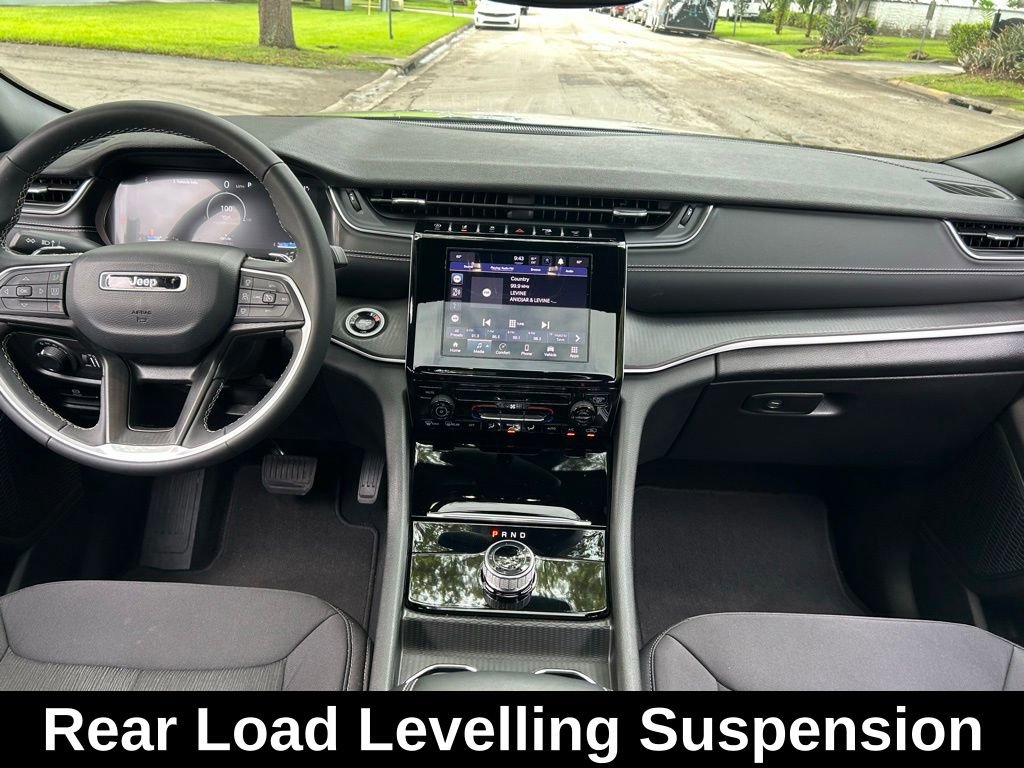 Certified 2024 Jeep Grand Cherokee Laredo X w/ Trailer Tow Package image 13