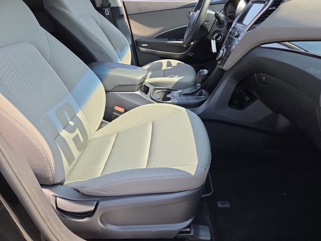 Used 2019 Hyundai Santa Fe XL SE image 20