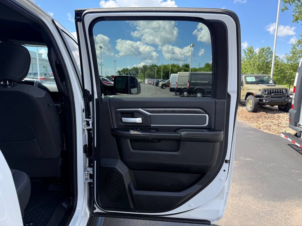 Used 2020 RAM 2500 Big Horn w/ Level 2 Equipment Group AWD/4WD image 54