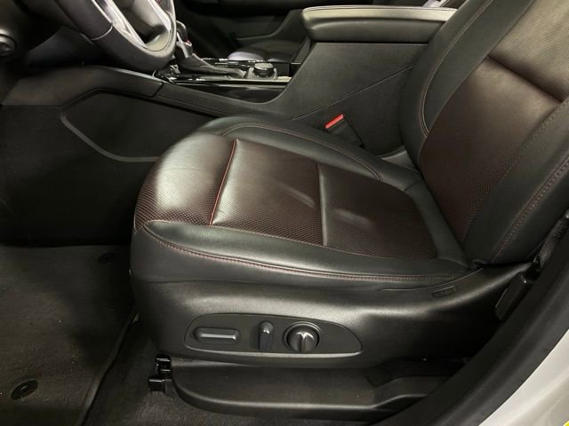 Used 2022 Chevrolet Blazer RS w/ Enhanced Convenience Package image 30