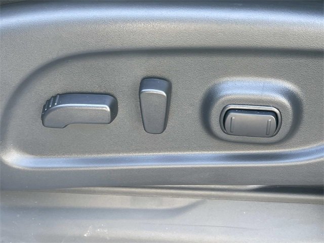 Used 2024 Nissan Titan PRO-4X w/ Pro-4x Utility Package image 24
