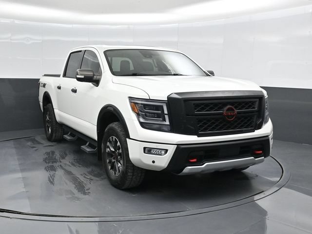 Used 2023 Nissan Titan PRO-4X w/ Pro-4x Convenience Package AWD/4WD image 7
