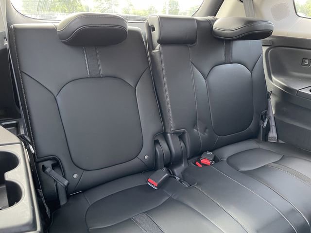 Used 2023 Honda Pilot Touring image 28