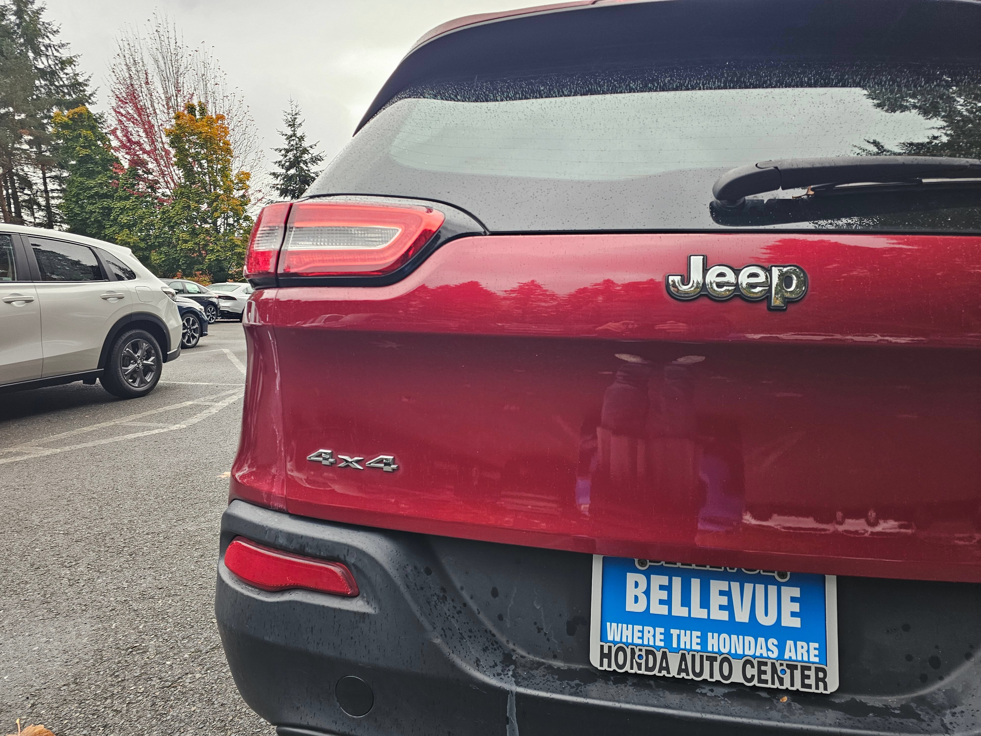Used 2014 Jeep Cherokee Sport AWD/4WD image 16