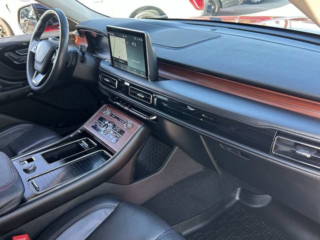 Used 2021 Lincoln Aviator Reserve w/ Elements Package Plus AWD/4WD image 14