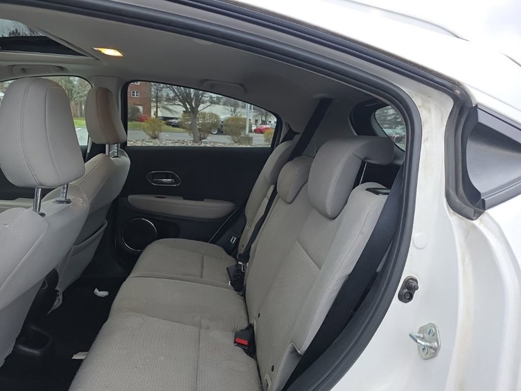 Used 2021 Honda HR-V EX image 24