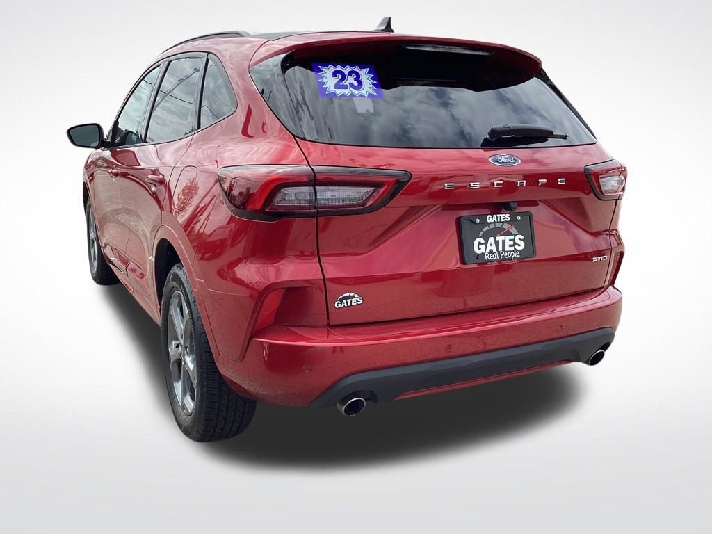 Used 2023 Ford Escape ST-Line w/ Tech Pack #1 AWD/4WD image 9