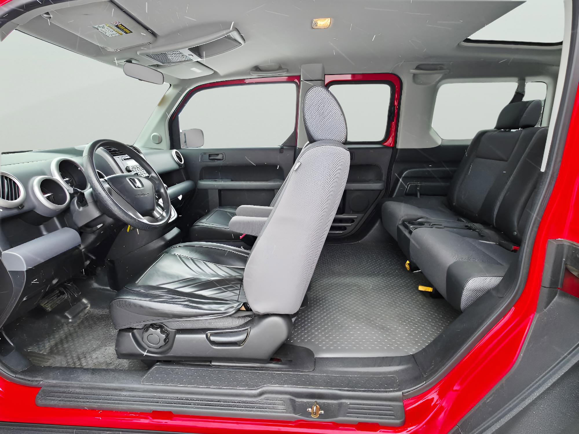 Used 2005 Honda Element EX image 11
