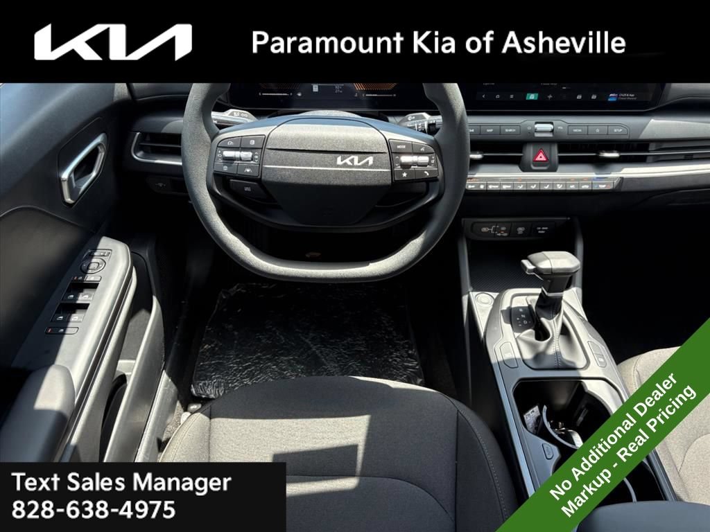 New 2026 Kia K4 FWD image 21
