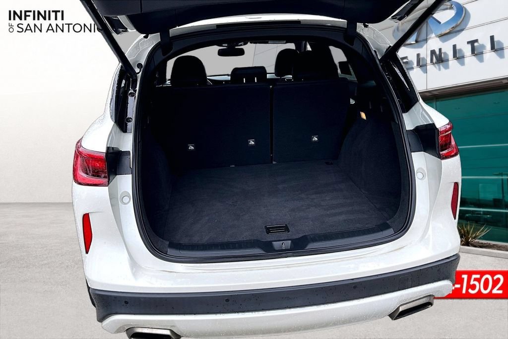 Used 2022 INFINITI QX50 Luxe w/ Appearance Package FWD image 47
