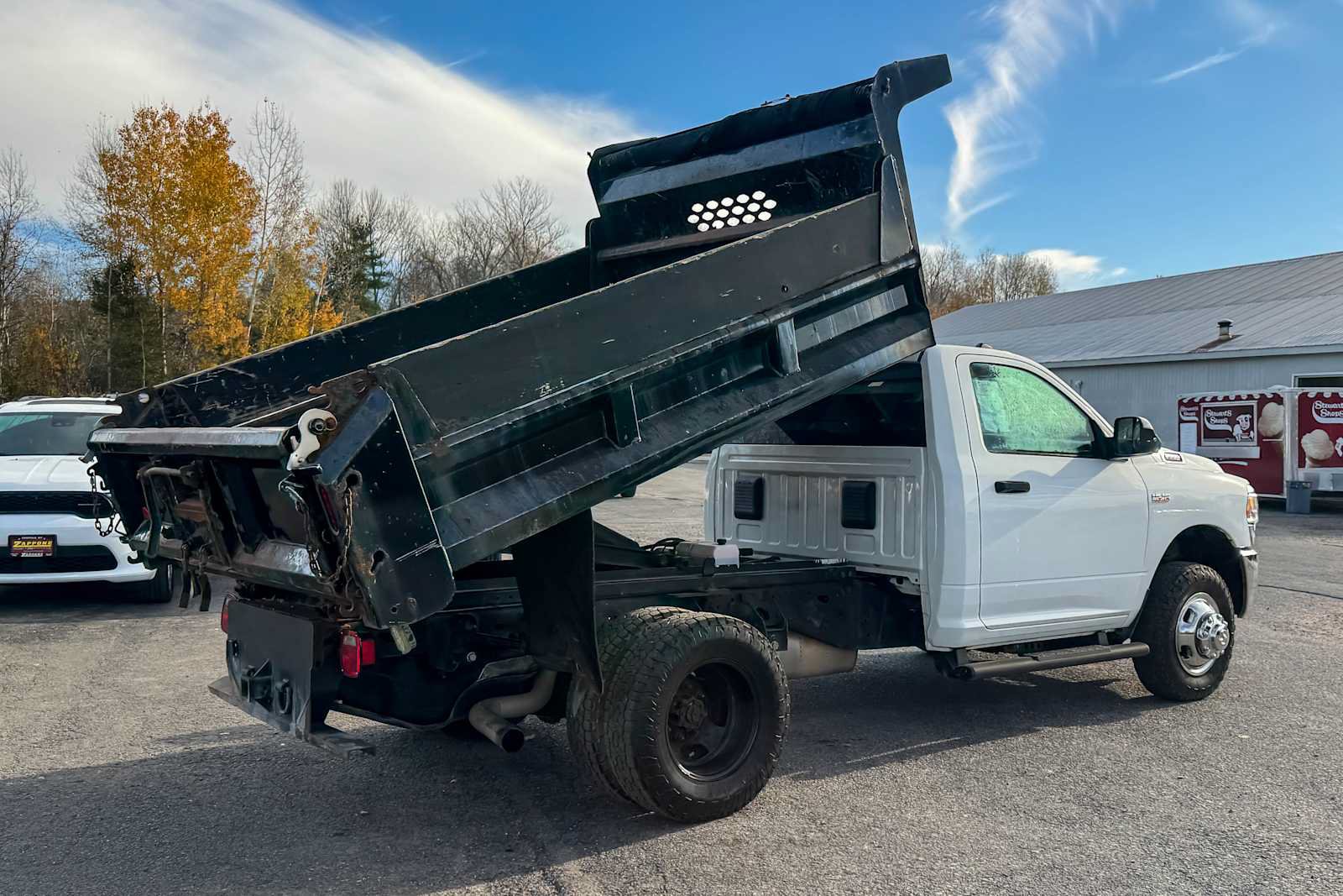 Used 2022 RAM 3500 Tradesman AWD/4WD image 3