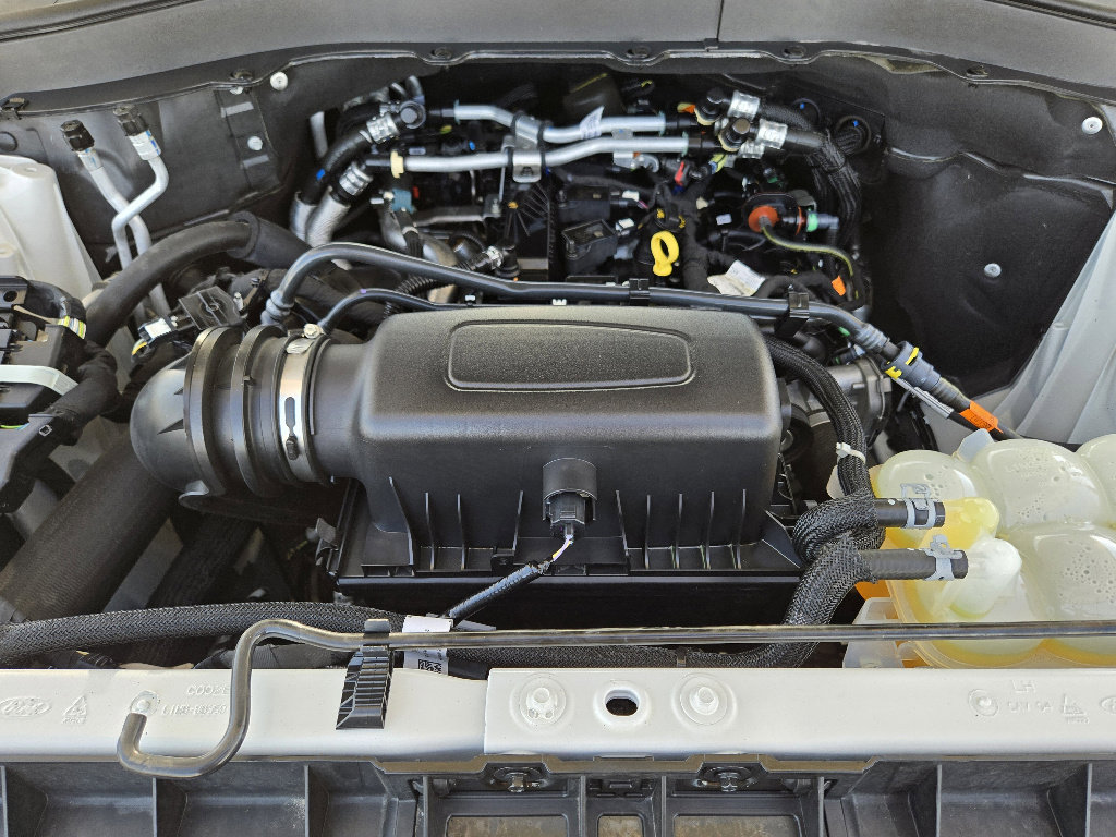 Used 2021 Ford Explorer XLT w/ Equipment Group 202A image 32