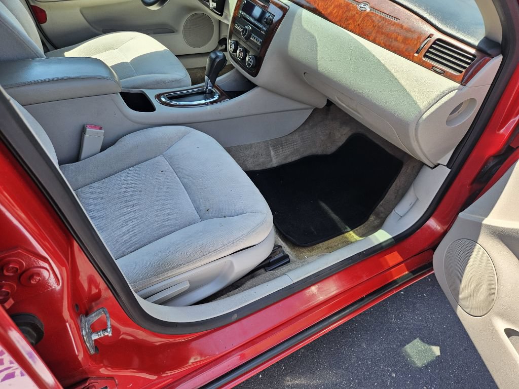 Used 2007 Chevrolet Impala LS FWD image 14