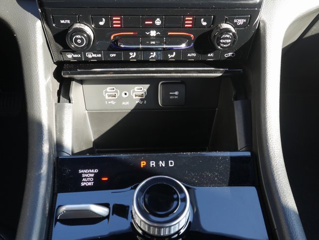 New 2025 Jeep Grand Cherokee Limited w/ Black Appearance Package image 20