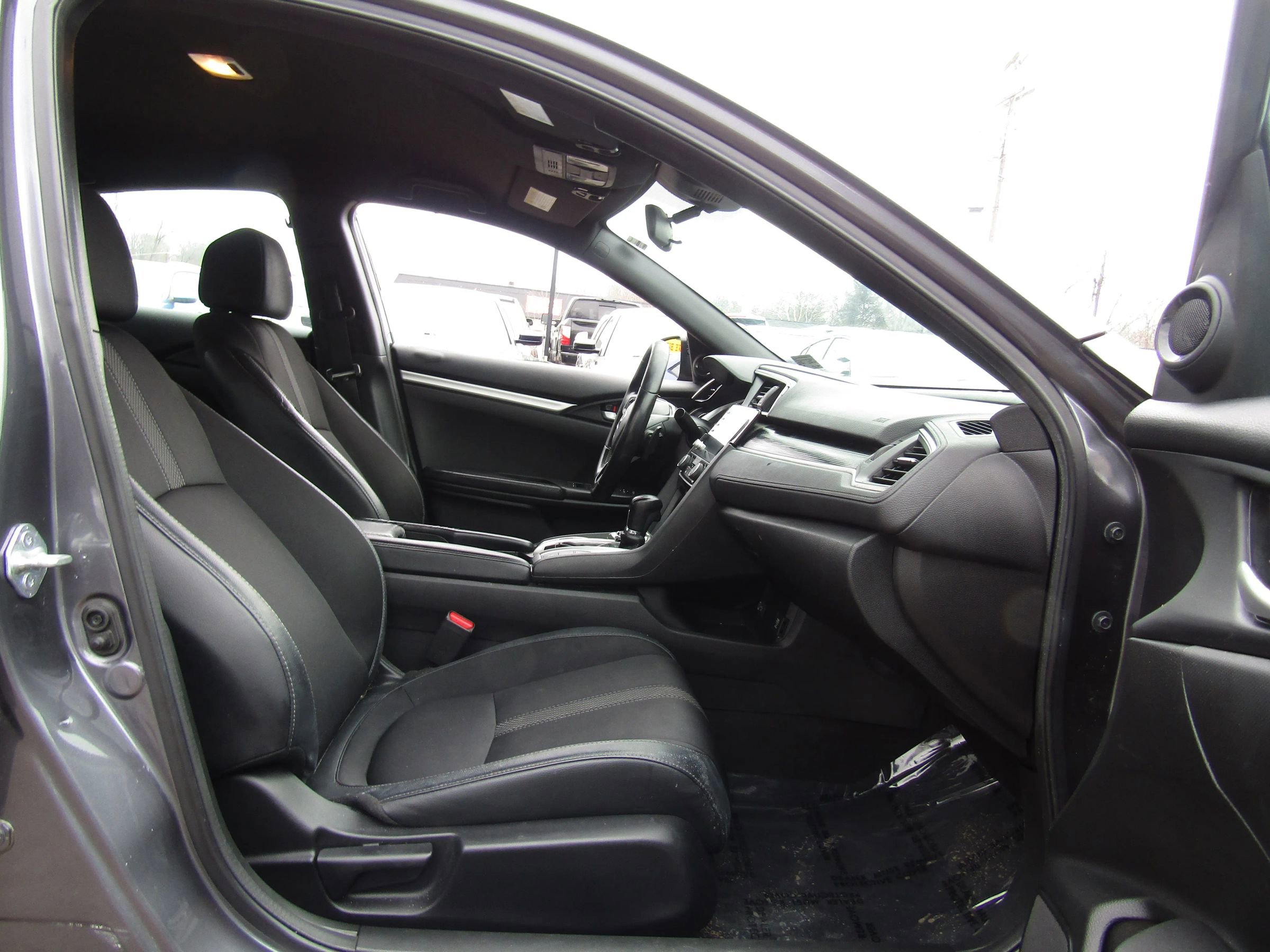 Used 2021 Honda Civic Sport image 11