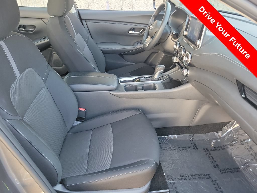 Certified 2025 Nissan Sentra SV FWD image 18