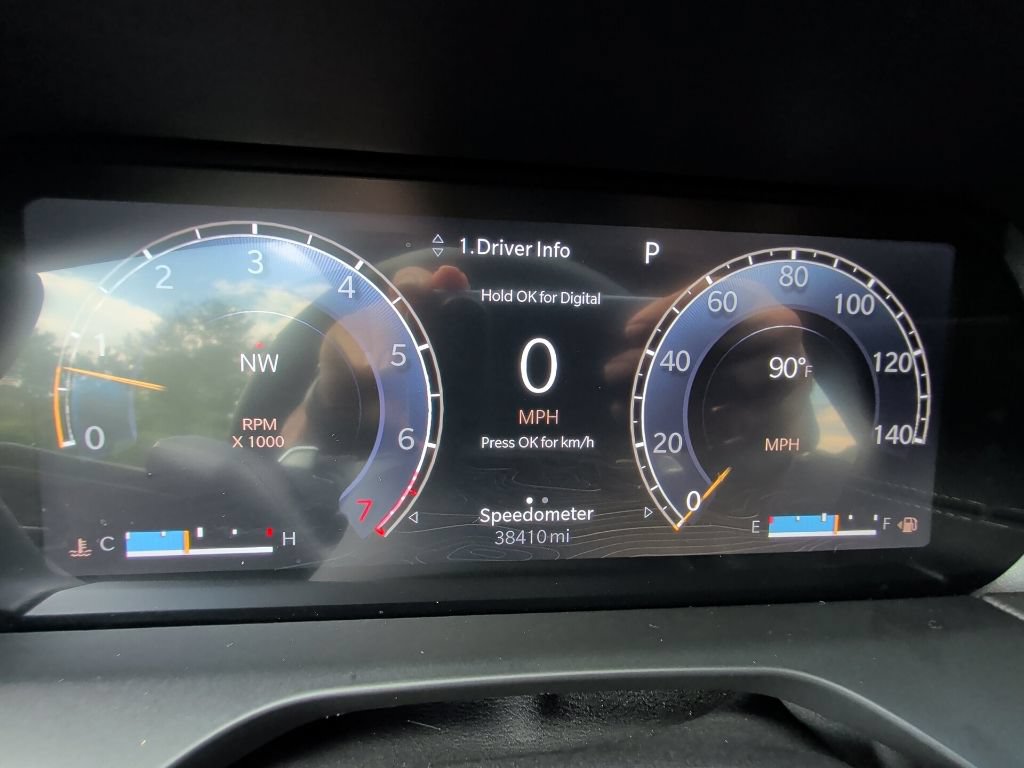 Used 2023 Jeep Grand Cherokee L Laredo AWD/4WD image 19