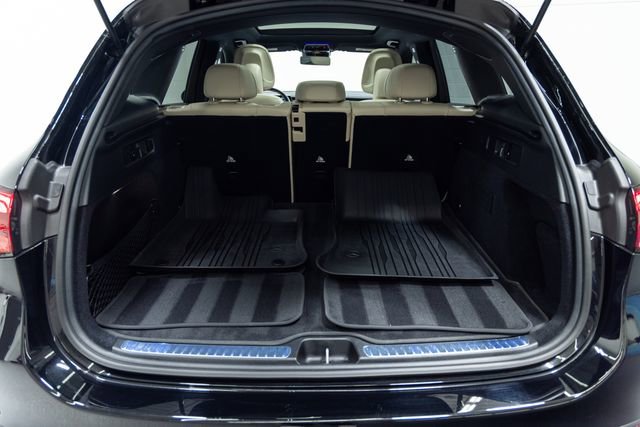 Used 2024 Mercedes-Benz GLC 300 4MATIC image 9