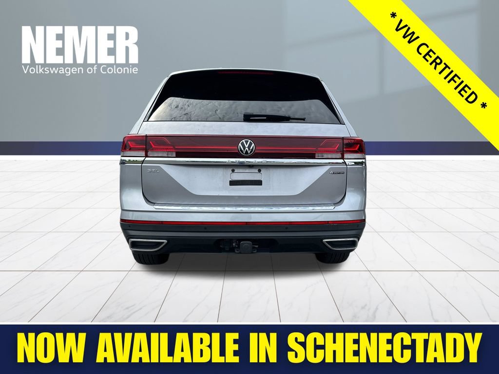 Used 2024 Volkswagen Atlas SEL AWD/4WD image 3