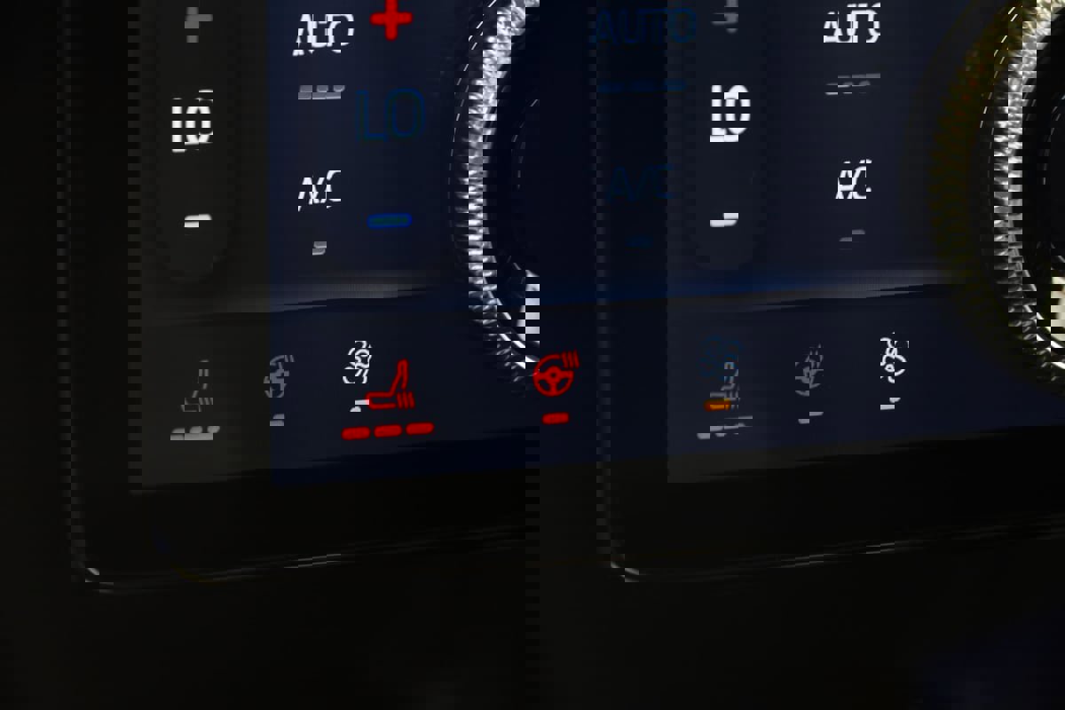 Used 2024 Ford Mustang Mach-E Premium image 8