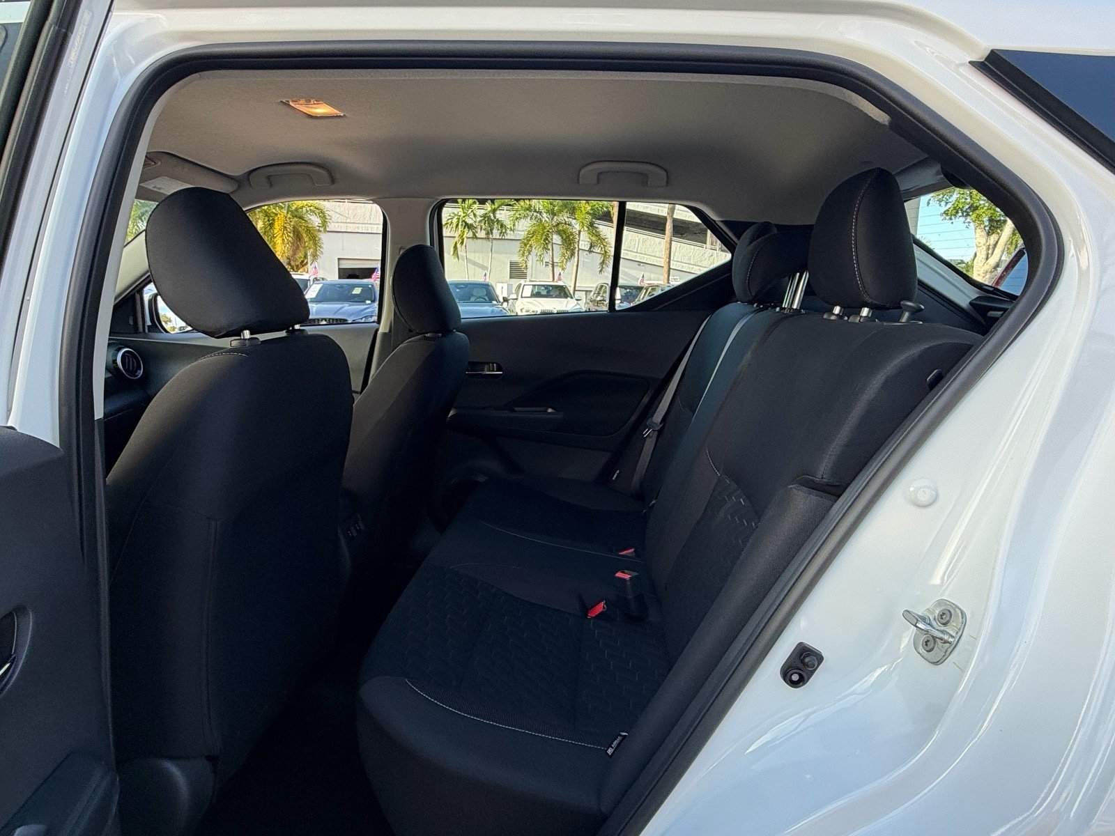 Used 2024 Nissan Kicks SV FWD image 11