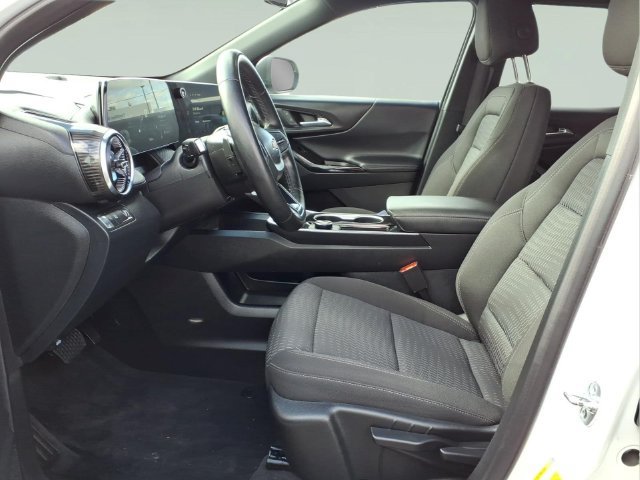 Used 2026 Chevrolet Equinox LT FWD image 16