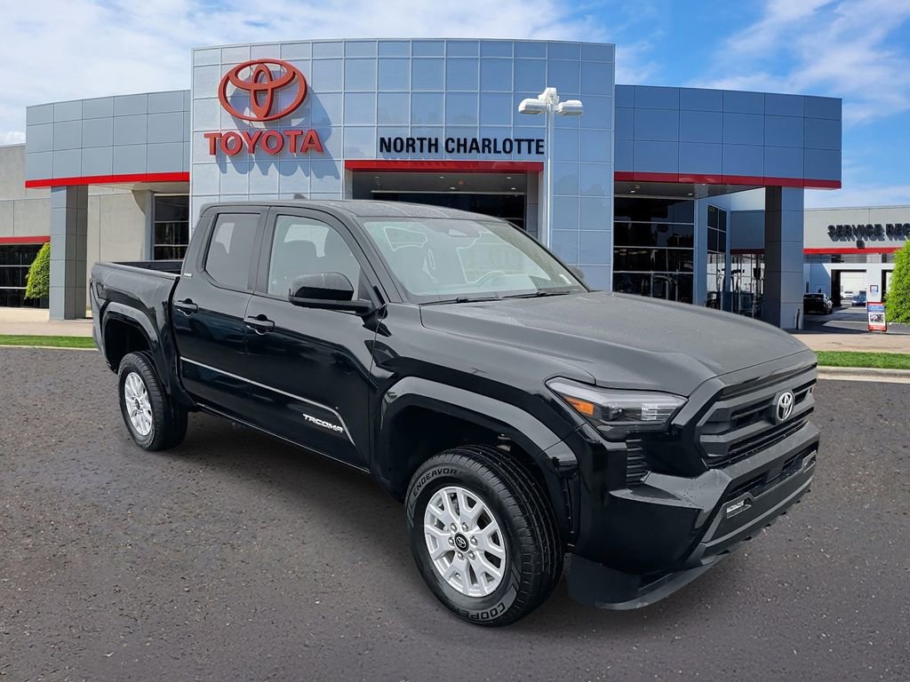 Used 2024 Toyota Tacoma SR5 image 3
