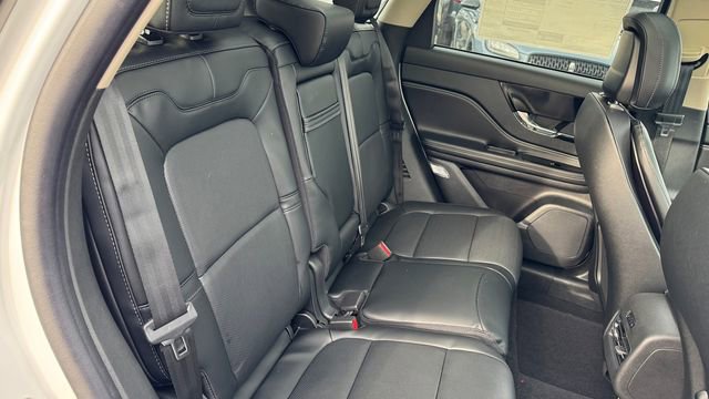 New 2026 Lincoln Corsair Reserve AWD/4WD image 16