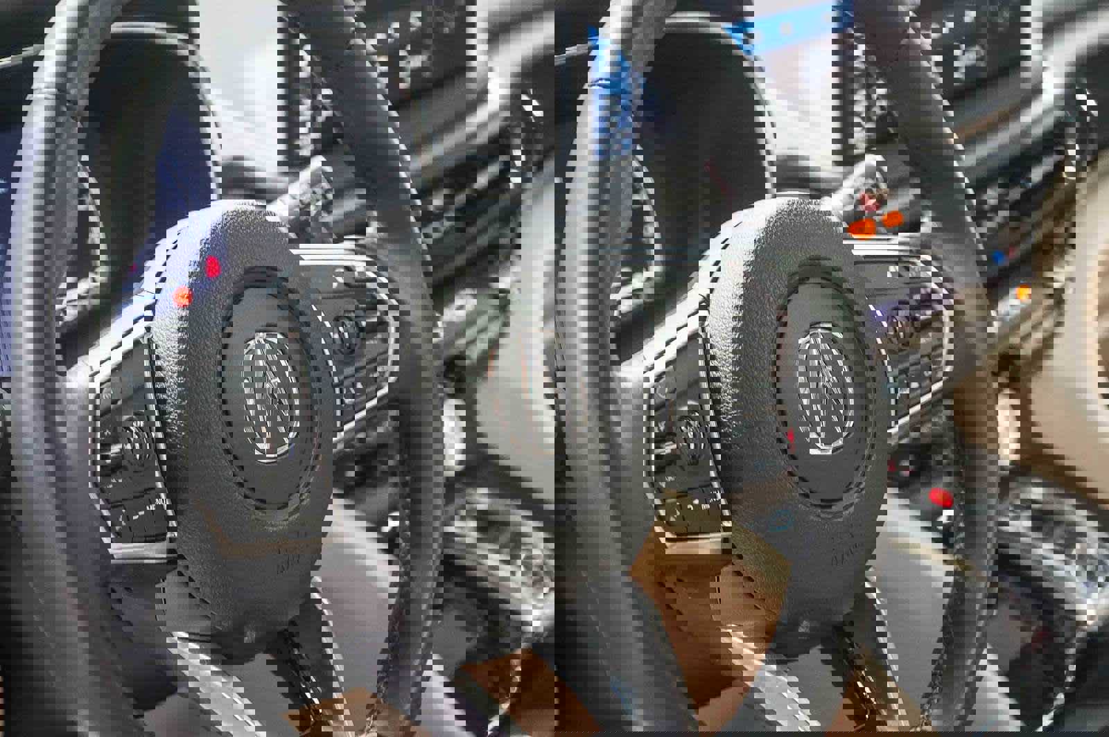 Used 2025 Acura MDX FWD w/ Technology Package image 24