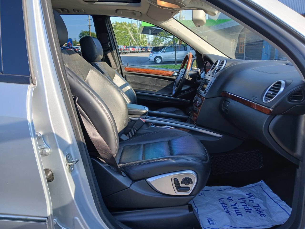 Used 2007 Mercedes-Benz ML 63 AMG 4MATIC image 17