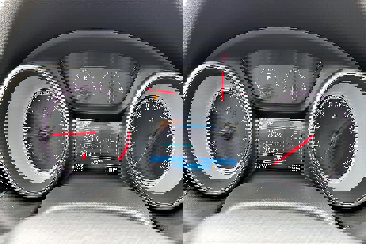 Used 2018 Buick Regal Essence image 23