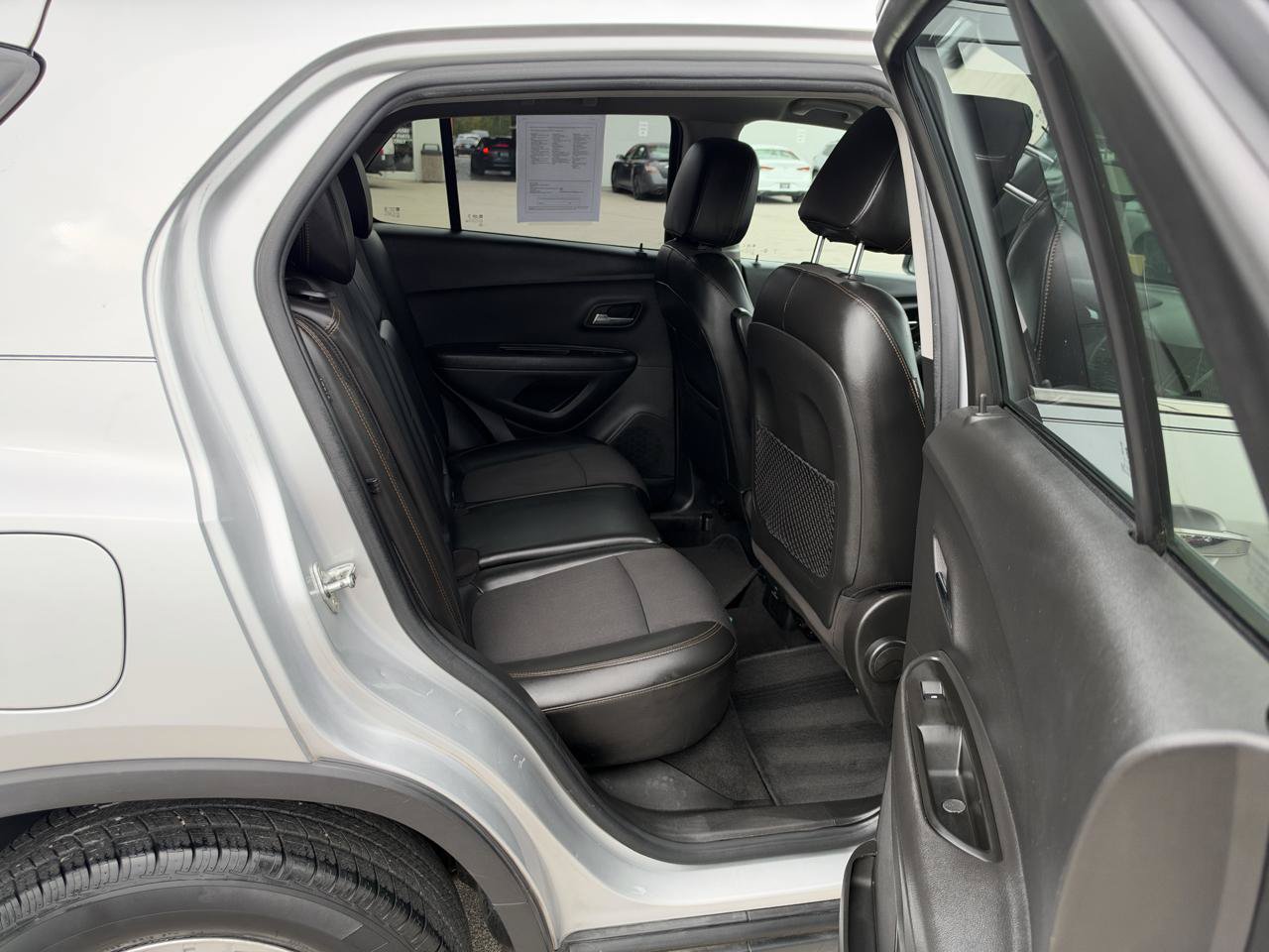 Used 2018 Chevrolet Trax LT w/ LT Convenience Package AWD/4WD image 10