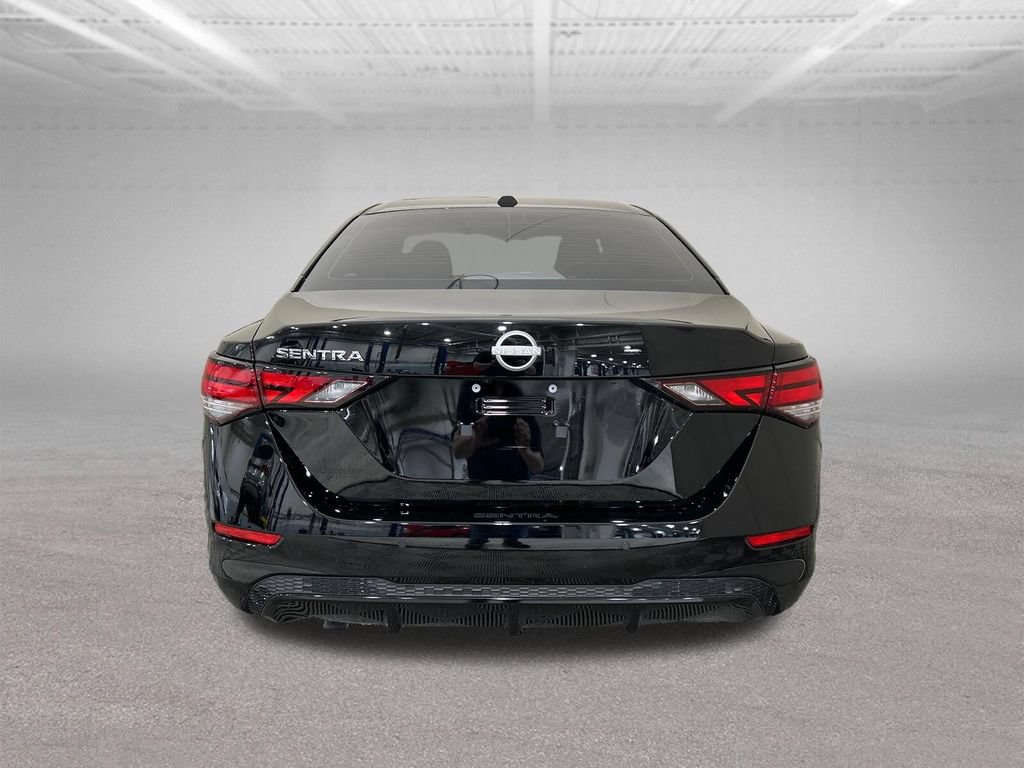 Used 2025 Nissan Sentra SV FWD image 4