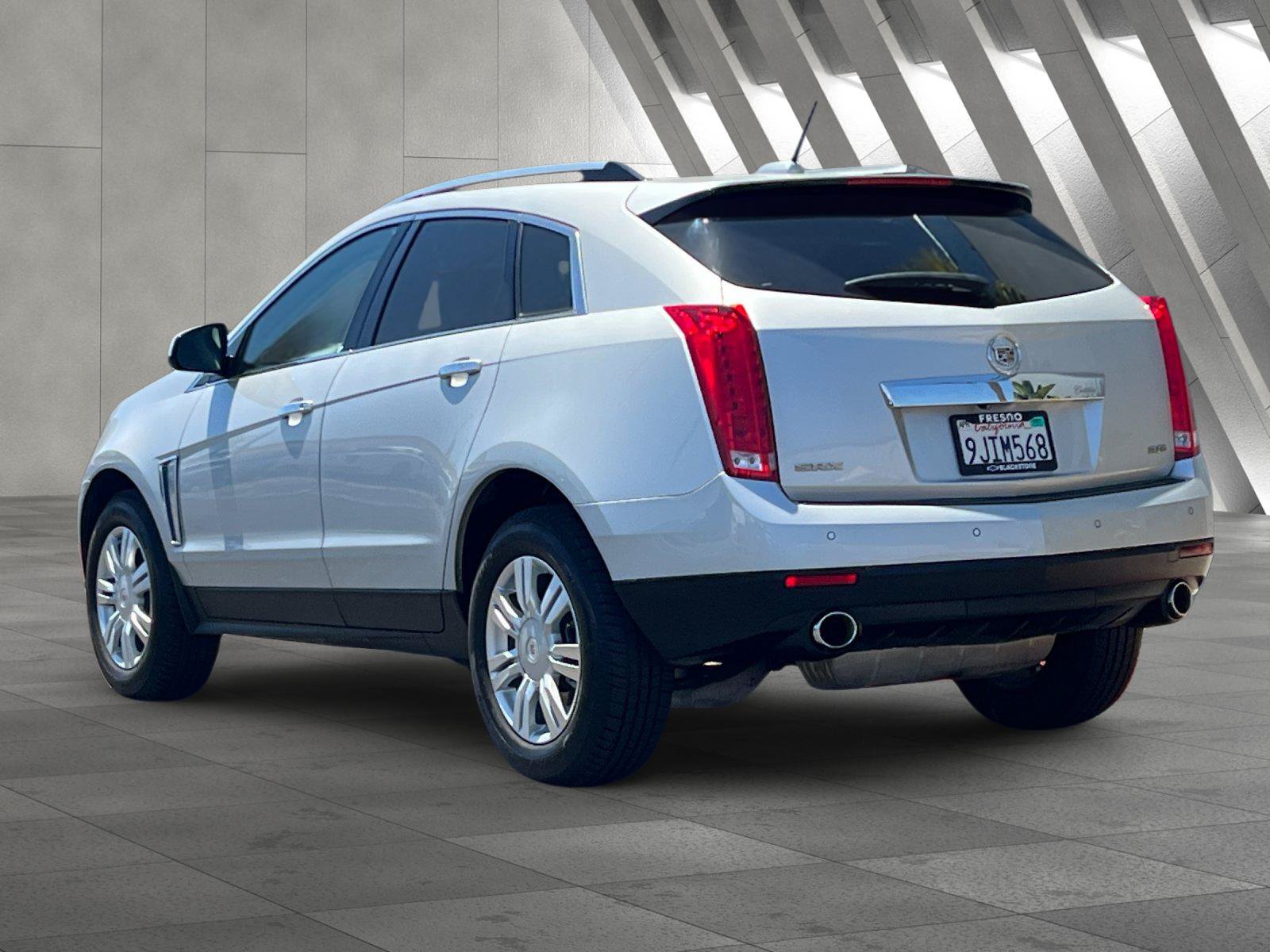 Used 2015 Cadillac SRX Luxury FWD image 6