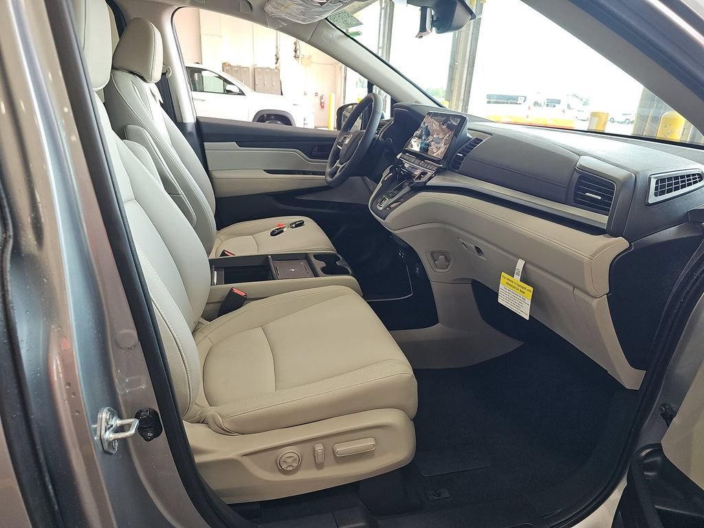 Used 2026 Honda Odyssey EX-L image 14