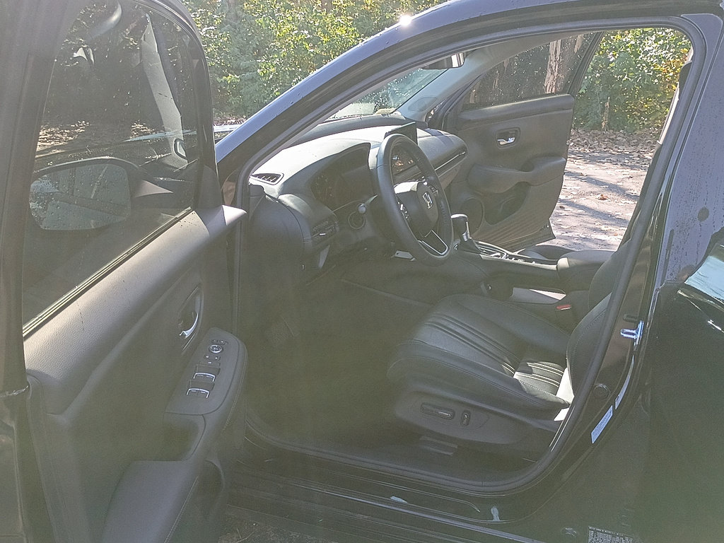 Used 2023 Honda HR-V EX-L image 11