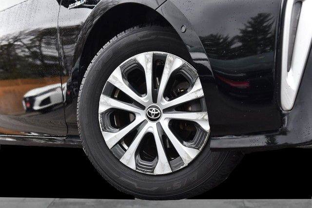 Used 2019 Toyota Prius XLE image 3