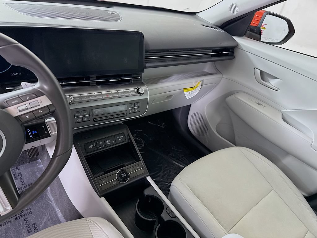 Used 2024 Hyundai Kona SEL w/ Convenience Package FWD image 25