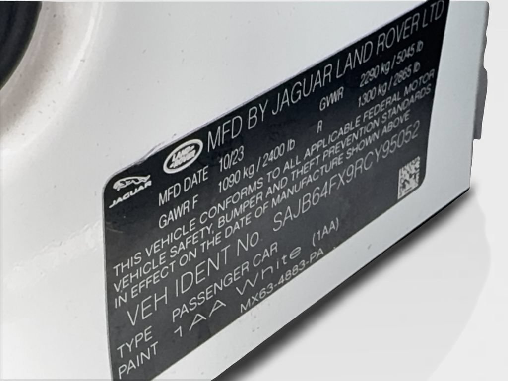 Used 2024 Jaguar XF R-Dynamic SE RWD image 50