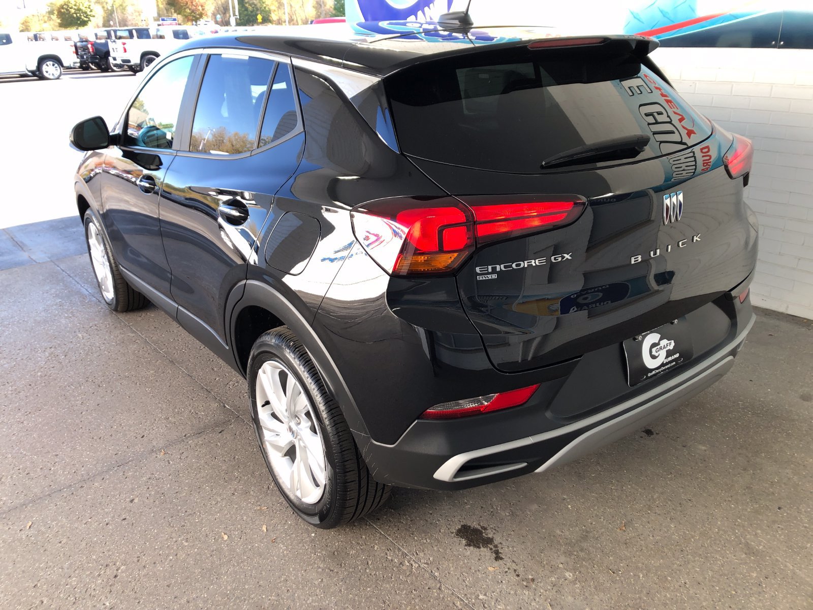 Used 2024 Buick Encore GX Preferred AWD/4WD image 6