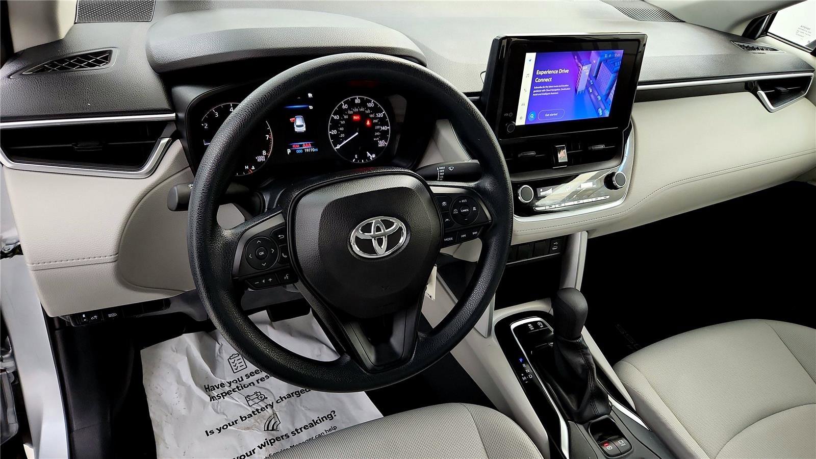 Certified 2023 Toyota Corolla Cross L image 32