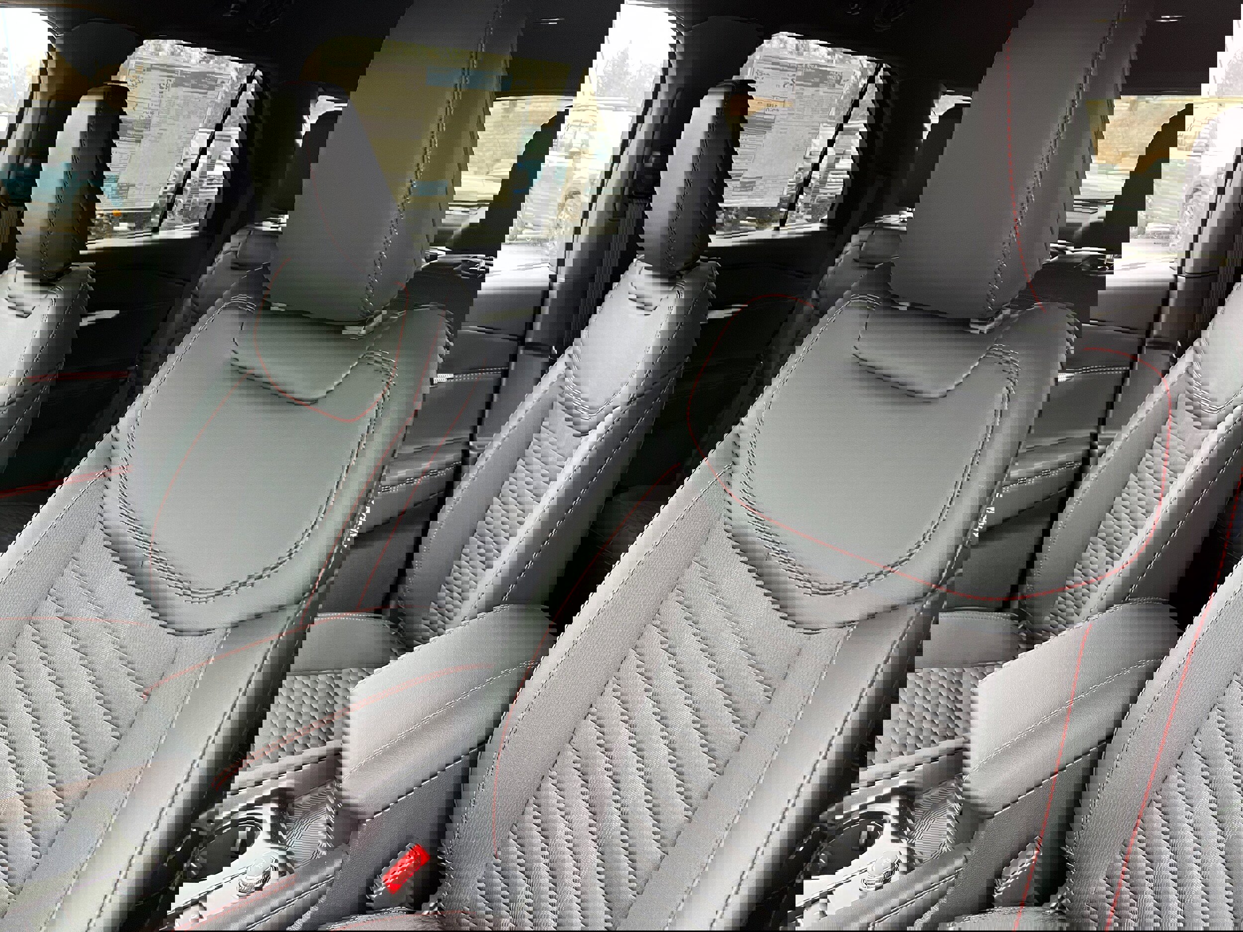 New 2026 Ford Explorer ST-Line w/ ST-Line Street Pack image 8