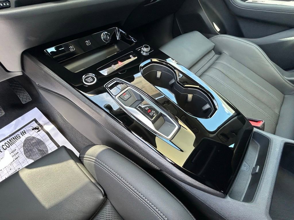 Used 2025 Audi A5 2.0T Premium Plus w/ Premium Plus AWD/4WD image 25
