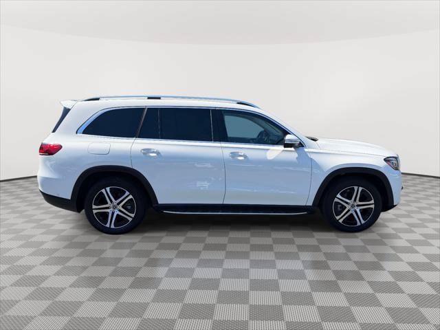 Used 2021 Mercedes-Benz GLS 450 4MATIC image 2
