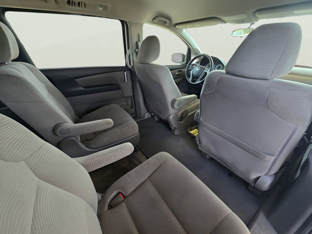Used 2013 Honda Odyssey LX image 14