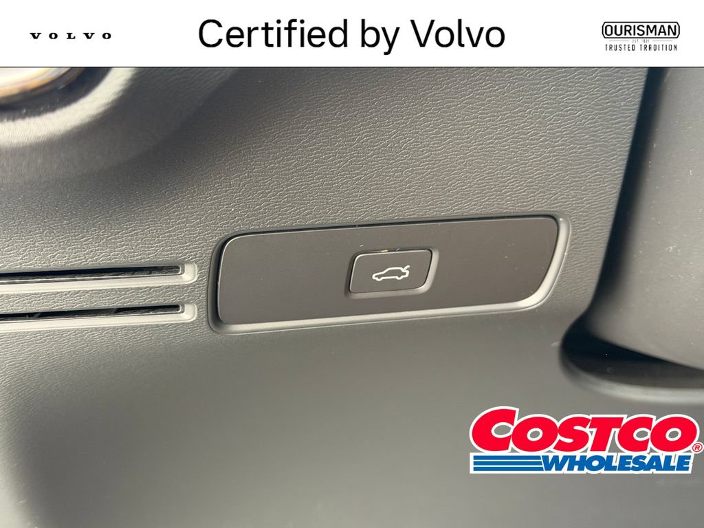 Used 2023 Volvo XC40 B5 Plus w/ Driver Assist Package AWD/4WD image 36
