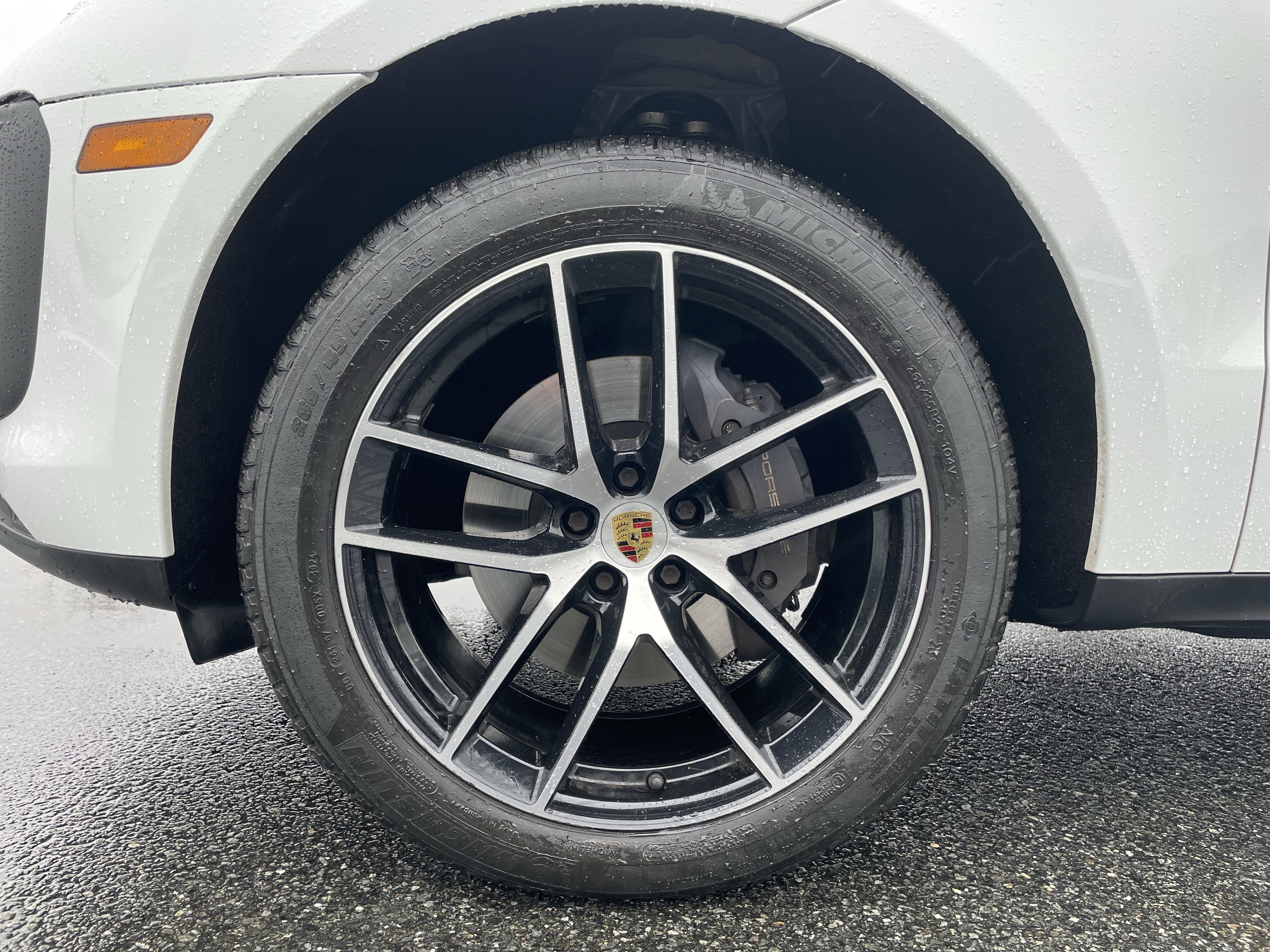 Used 2022 Porsche Macan image 9