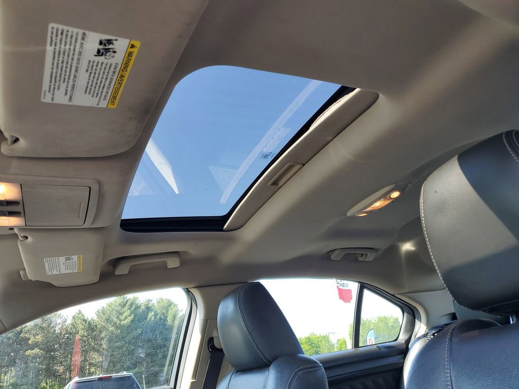 Used 2010 Ford Taurus SEL FWD image 10